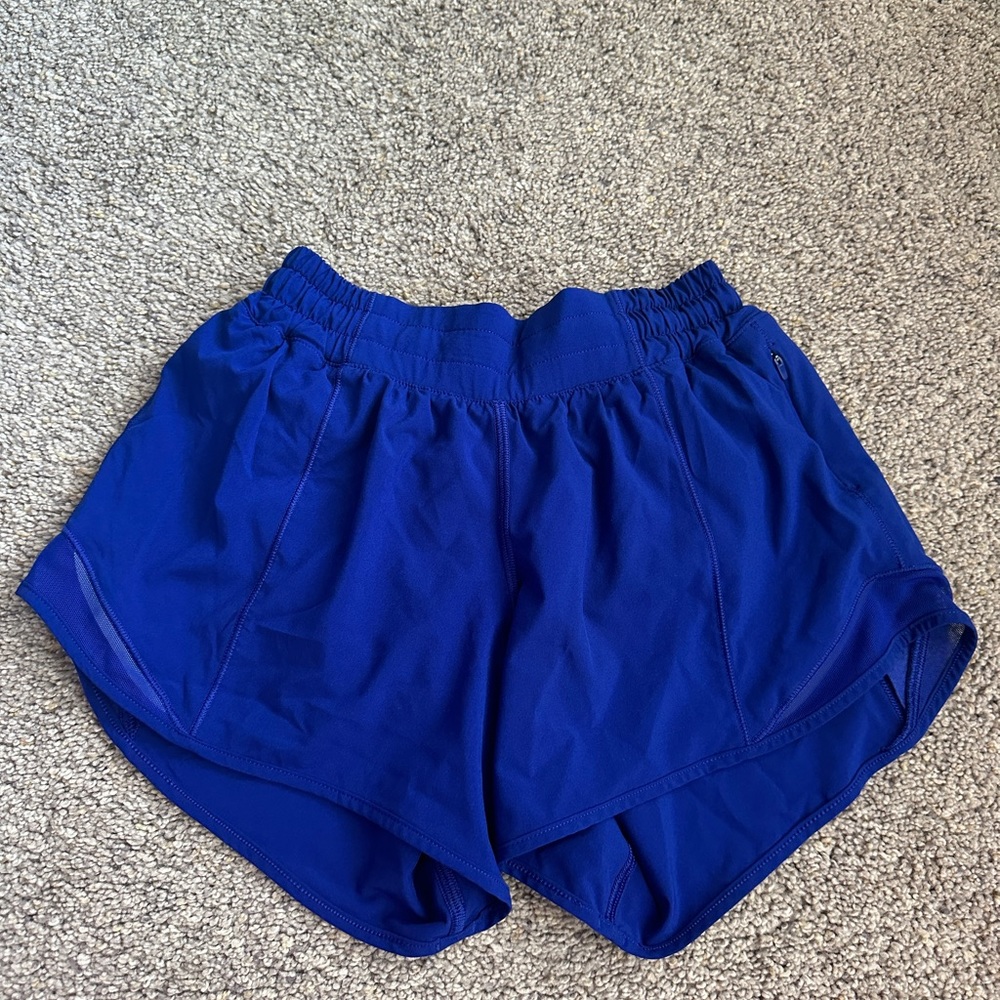 Lululemon Hotty Hot 4” size 2 Cobalt Blue Low Rised Lined Shorts